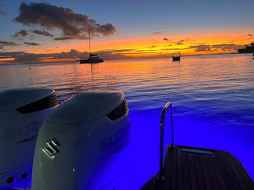 Coucher de soleil en mer à bord du Liberty