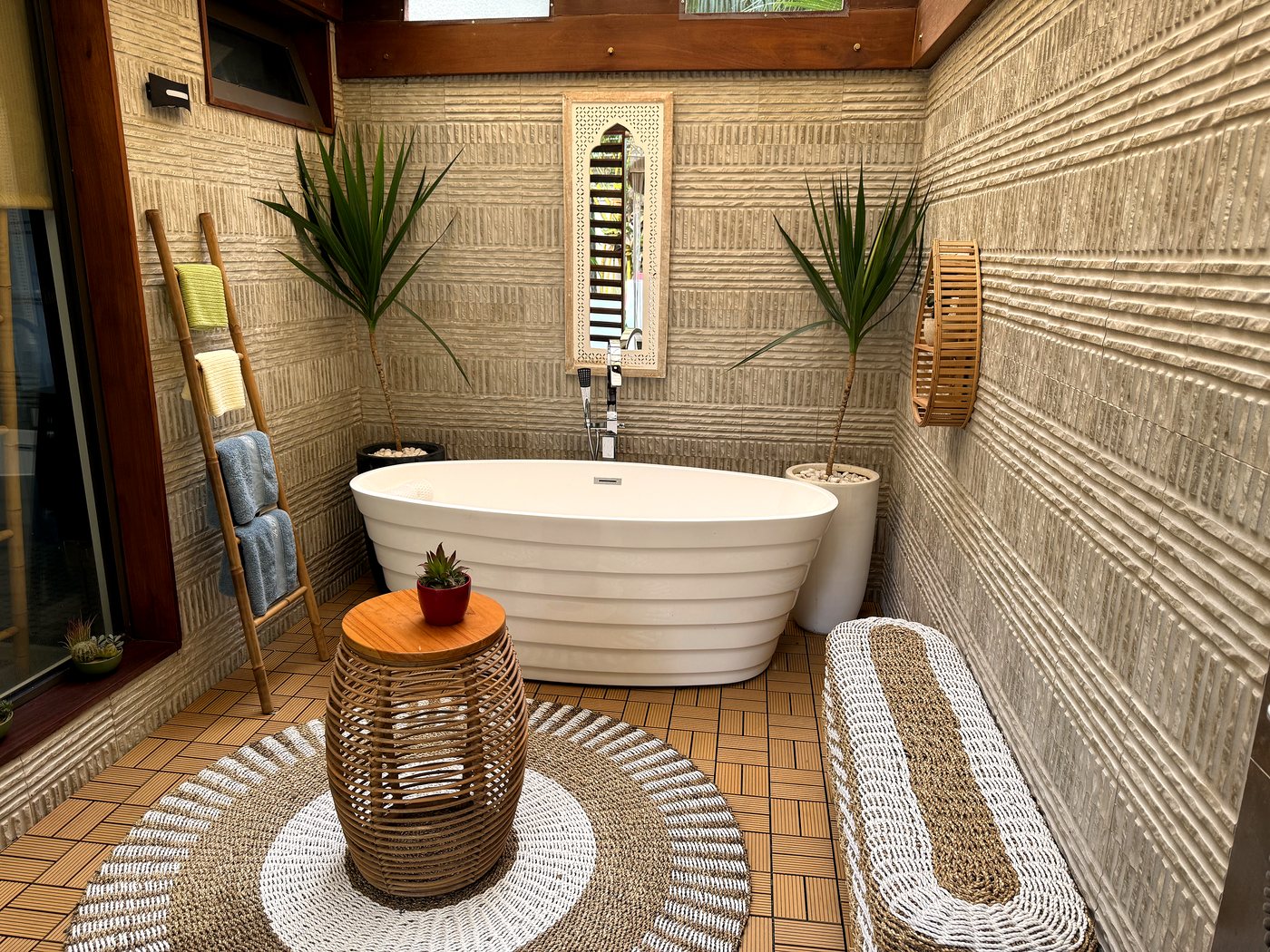 Le bain exotique et sa baignoire îlot