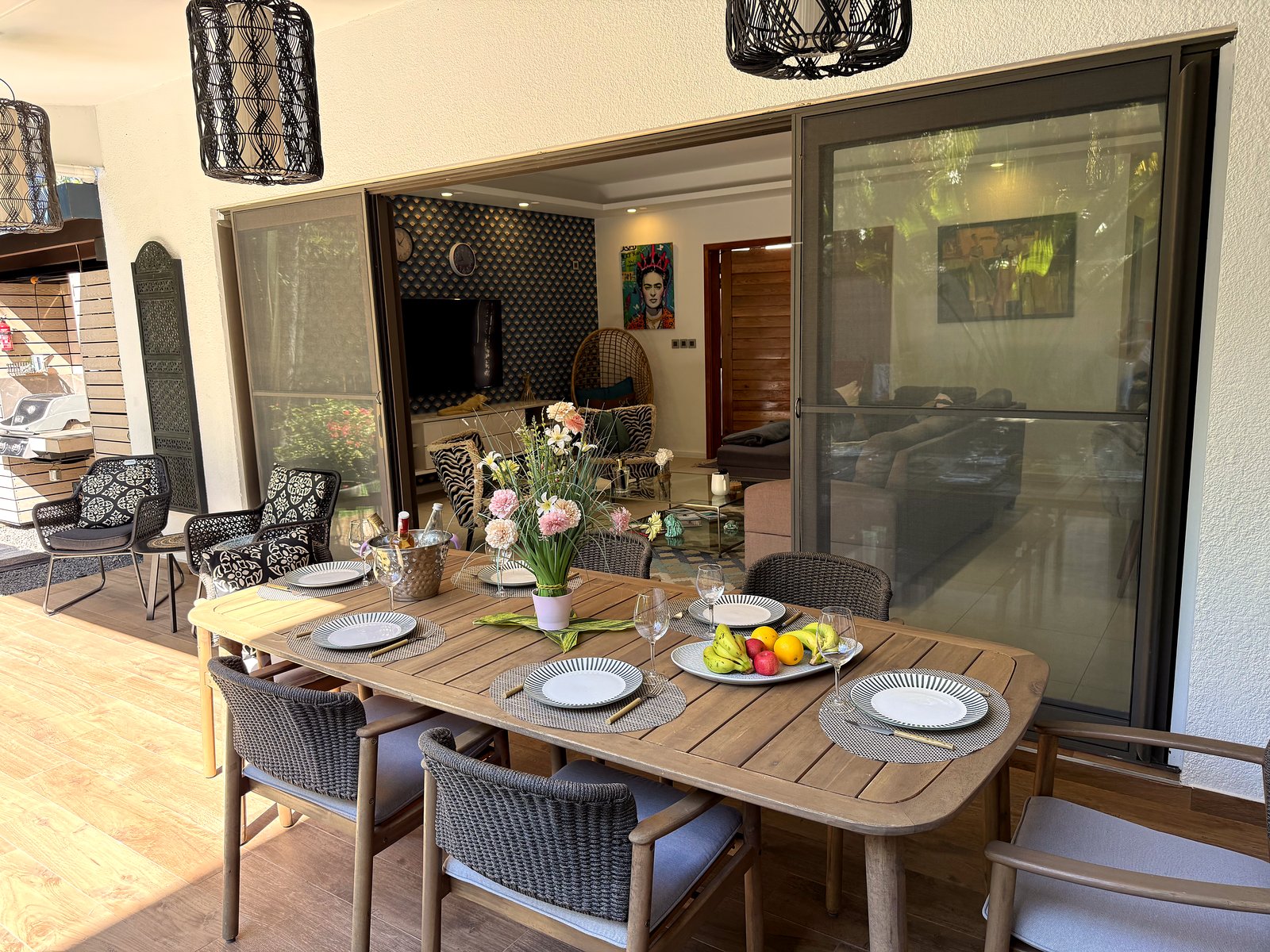 La table de la terrasse